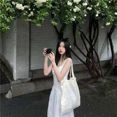 蓝衣暴警